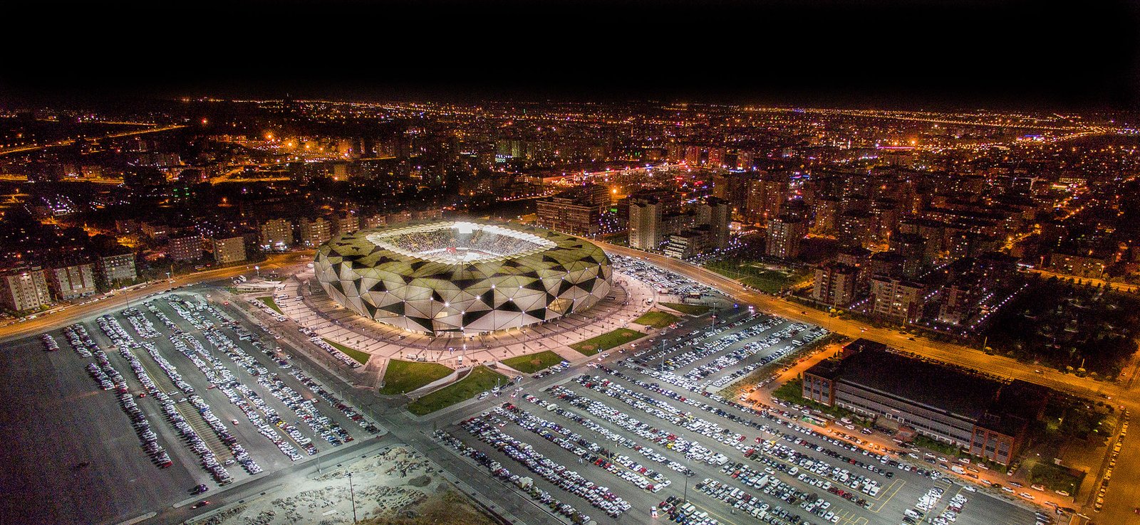 Konya Büyükşehir Belediye Stadyumu